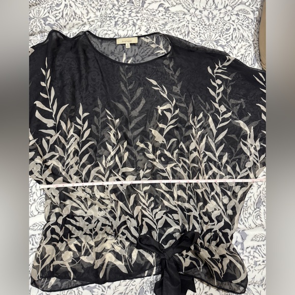 Burlapp sheer silk black and taupe gorgeouss feminine top size smalll - Picture 9 of 11